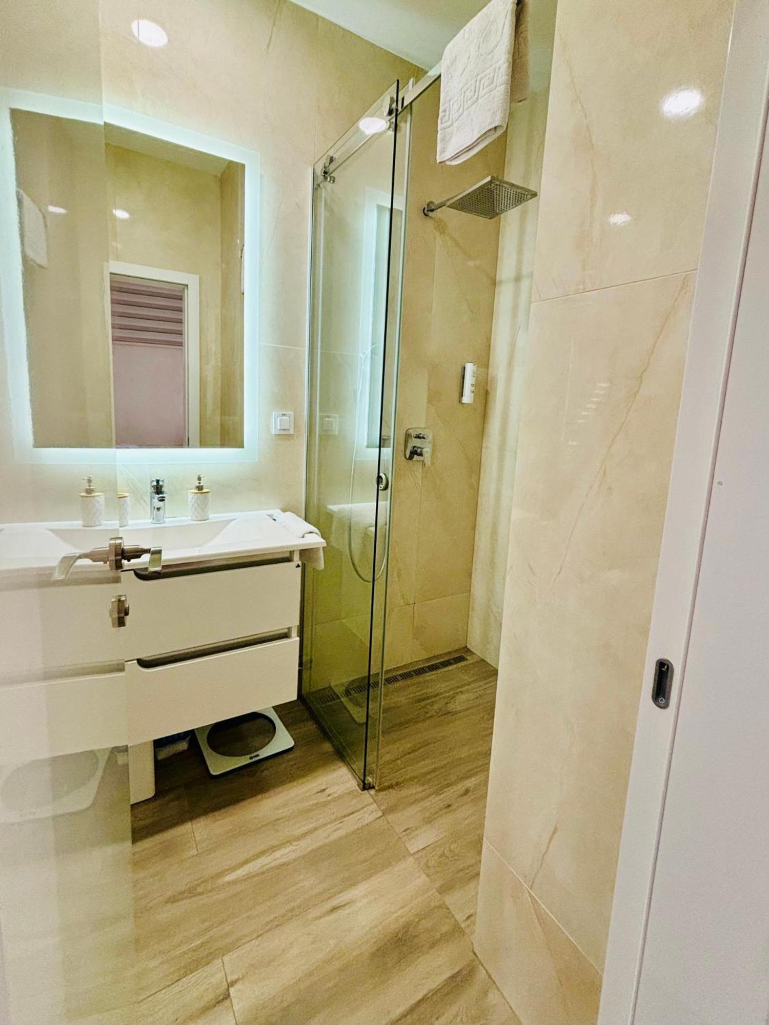 Lirra Luxe - Central Belgrade Apartments Exteriér fotografie